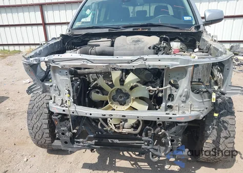 2022 Toyota Tacoma Sr5 V6 z USA, uszkodzony, nr VIN 3TMAZ5CN2NM176468